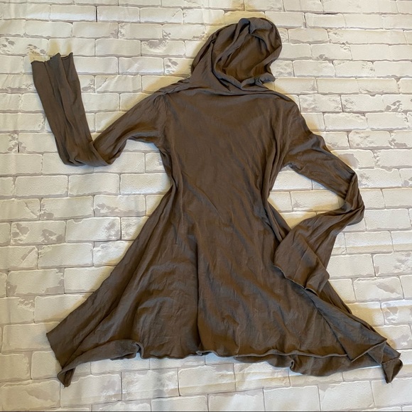 Bobi Handkerchief hem light tunic top brown small - Picture 9 of 9